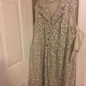 Plus size dress